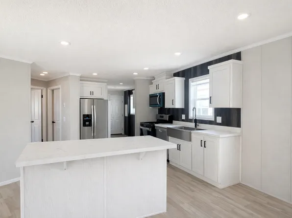 4000 E 134th St #1024, Chicago, IL 60633