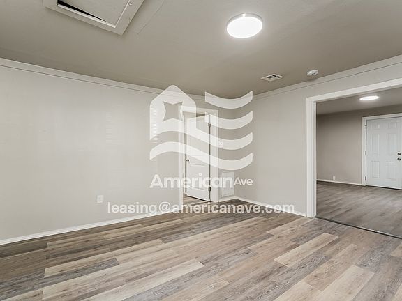 758972_005_living_room_12823920.jpg