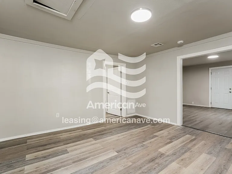 758972_005_living_room_12823920.jpg