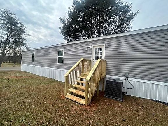 2nd image of 104 Ranger Dr #104