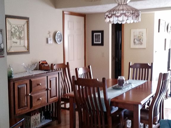 4th image of 94 High Point Dr Unit 37