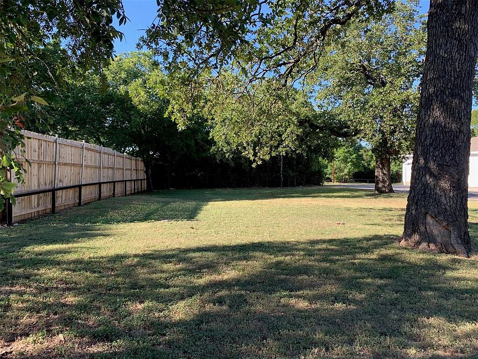 2nd image of 1215 Grant St Lot 5