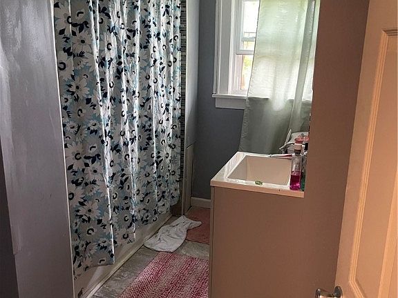 5th image of 1163 Duane Ave