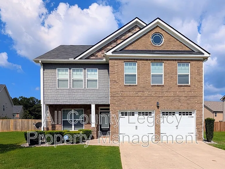 1313 Brookstone Lake Dr — Photo 1