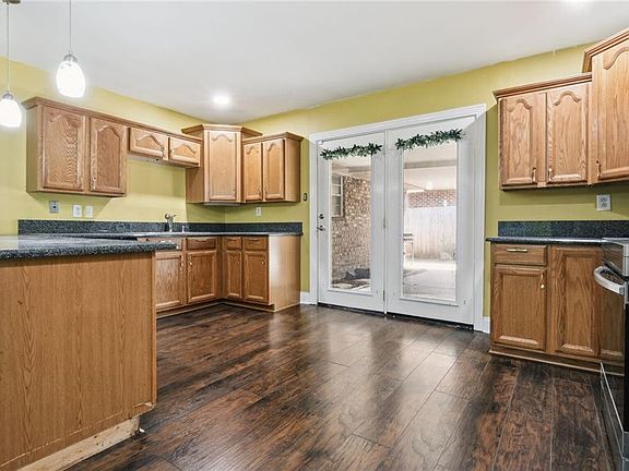 5th image of 5129 Willowtree Rd