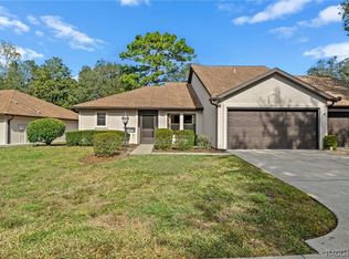 6373 W Lexington Dr, Crystal River, FL 34429
