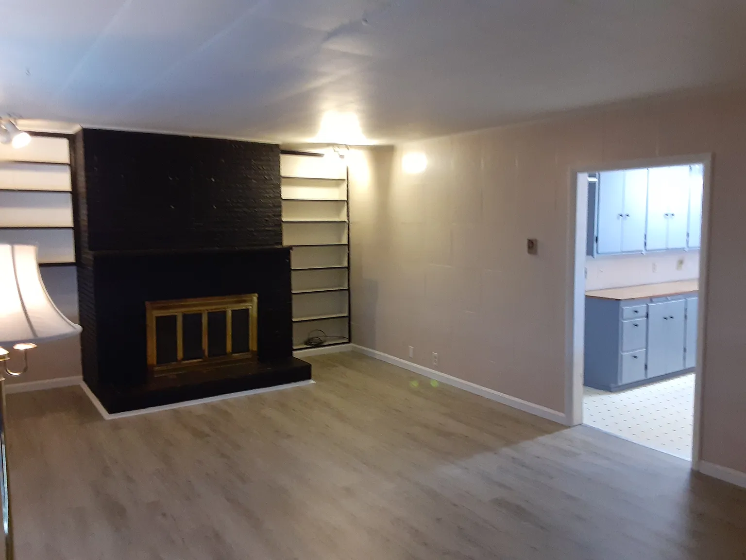 3 bed, 1600 sqft, $2,300 — Photo 4