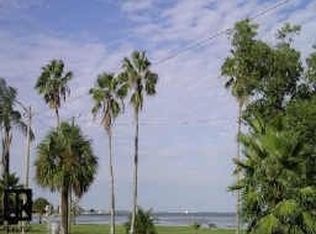 2121 Beach Dr SE, St Petersburg, FL 33705