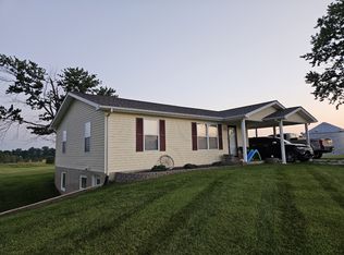 126 Hillview Ln, Troy, MO 63379