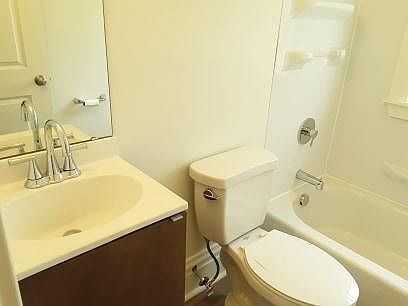 5th image of 4347 Lafayette Ave #1W