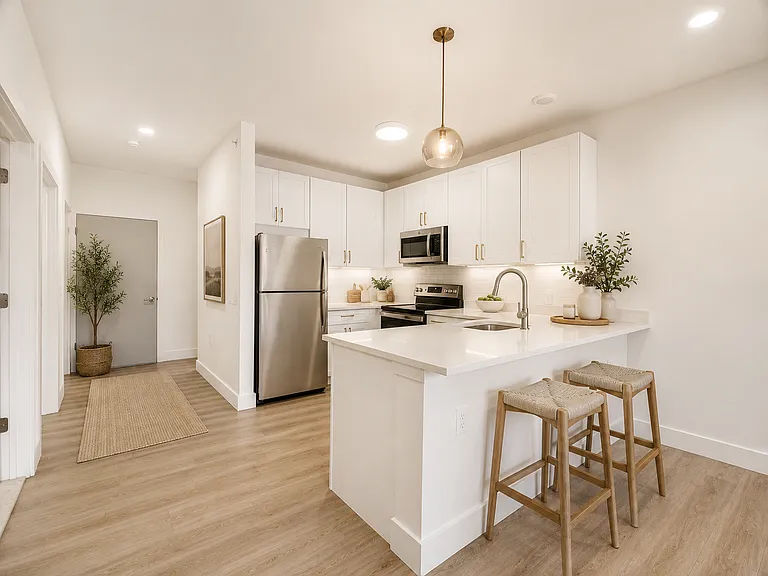 1127 Stuyvesant Ave #206 — Photo 2