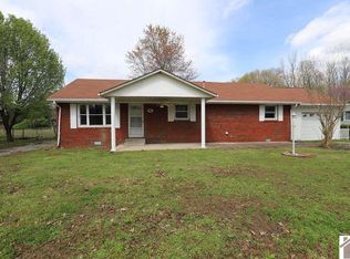 2420 Estes Ln, Paducah, KY 42003