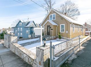 158 Harmony St, Bridgeport, CT 06606