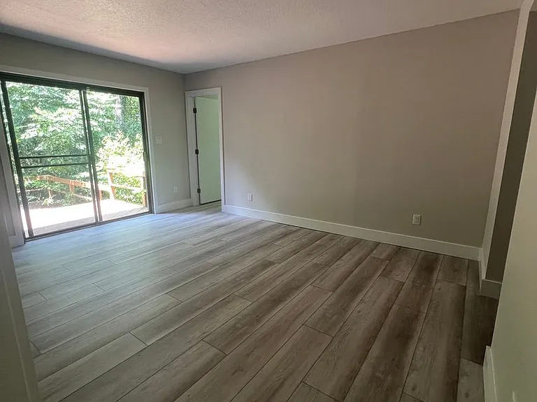 733 Galloway Dr — Photo 25