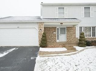 440 Berkshire Dr, Saline, MI 48176