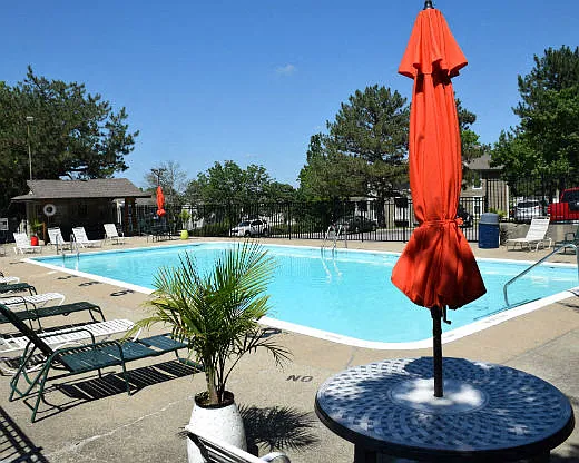 Kendallwood Apartments — Photo 15