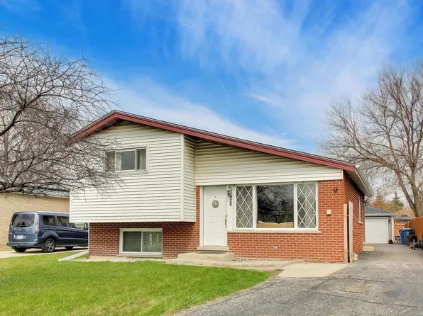 (undisclosed Address), Addison, IL 60101