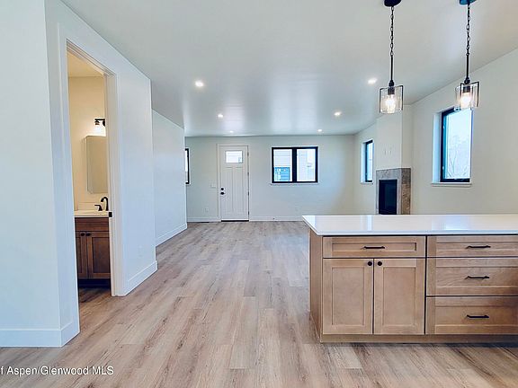 5th image of 517 Last Chance Dr