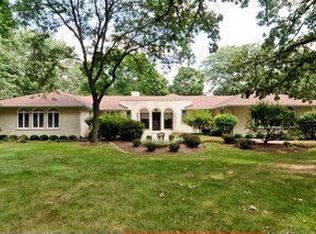 21615 N Rainbow Rd, Deer Park, IL 60010