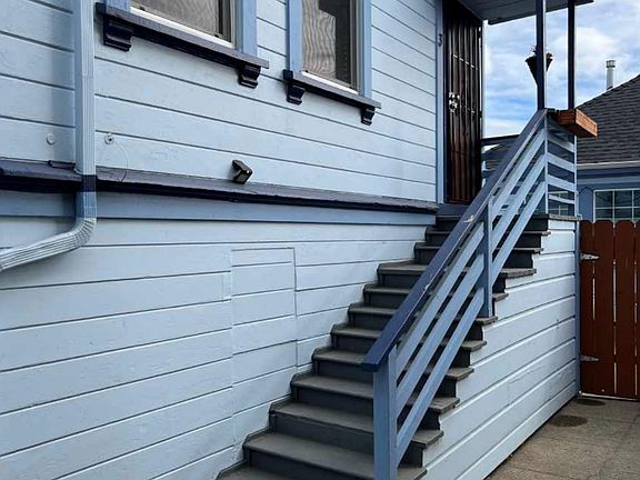2nd image of 1430 7th Ave #3