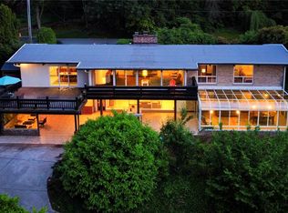 12602 NE 6th St, Bellevue, WA 98005