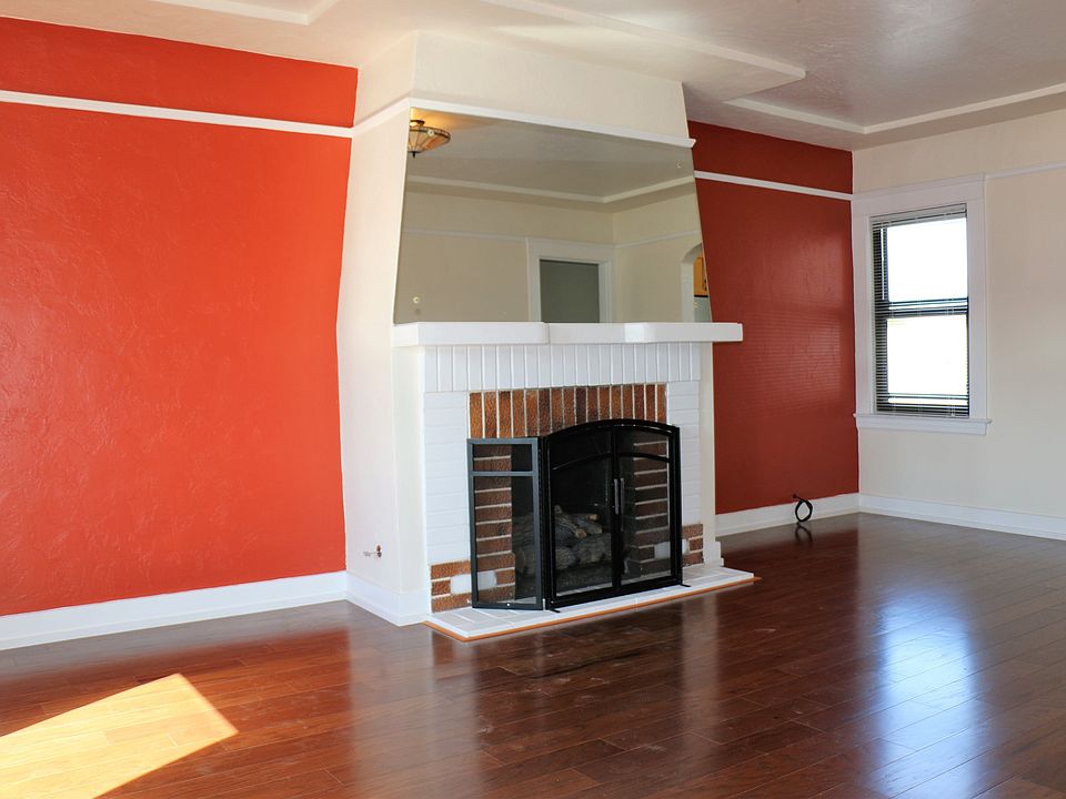 1st image of 540 Mastick Ave #1