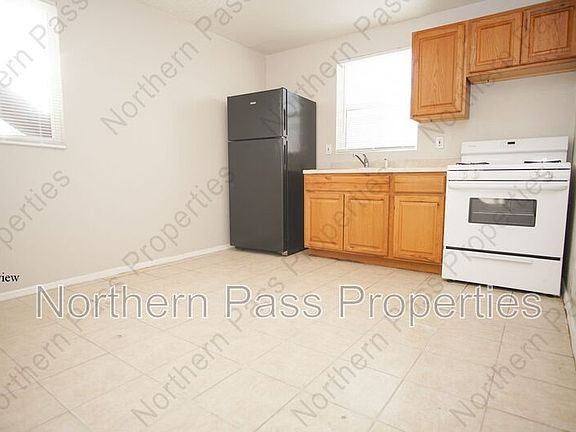 4th image of 411 Dodge Rd #3