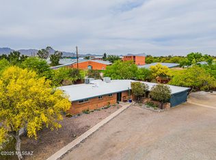 1652 W Roller Coaster Rd, Tucson, AZ 85704