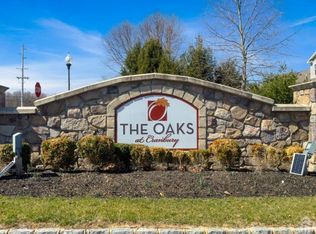 24 Fisher Ct, Cranbury, NJ 08512