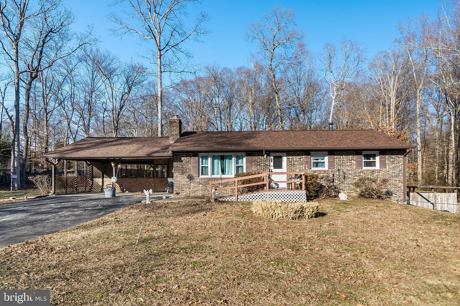 4424 Bellewood Dr photo 1