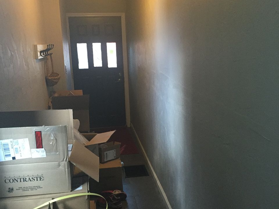Front entrance... cluttered bc we're movin!