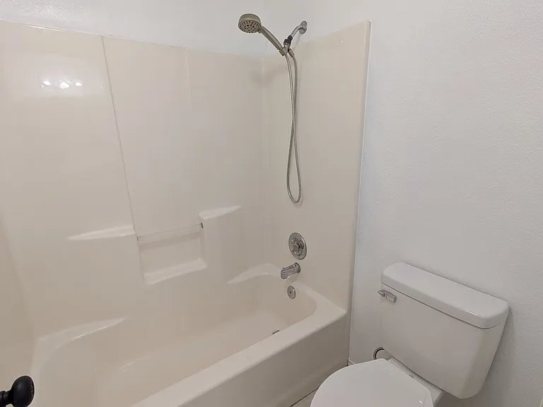 1070 Misty Acres Dr — Photo 22