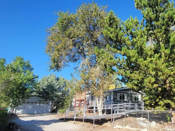 165 Heritage Dr, Sun Valley, NV 89433