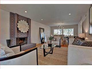 3rd image of 2954 Dublin Dr