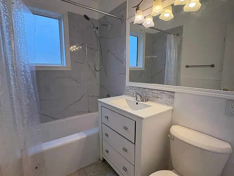 315 Matheson Ave — Photo 10