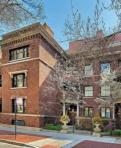 1st image of 329 W Belden Ave #1