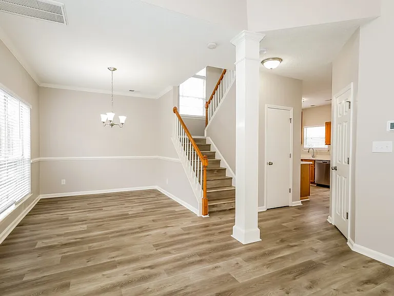 12113 Cartgate Ln — Photo 7