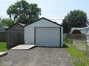 2nd image of 1021 E Fischer St