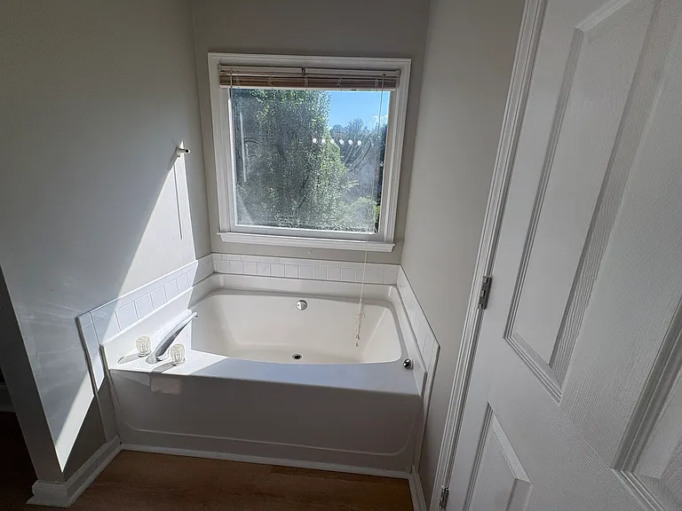2700 Fort Daniels Dr — Photo 42