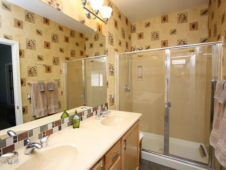 3725 E Northern Dancer Rd — Photo 16