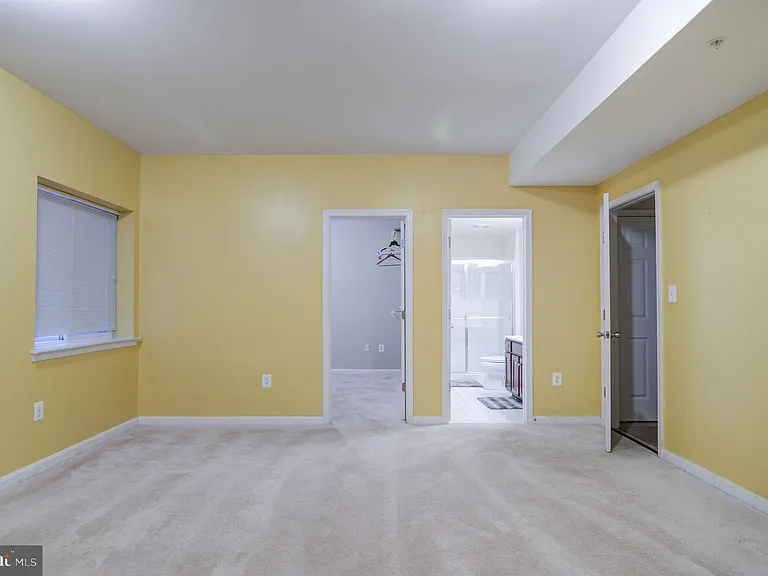 3401 Eagle Ridge Dr — Photo 36