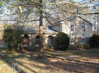 195 King Arthur Dr, Lawrenceville, GA 30045