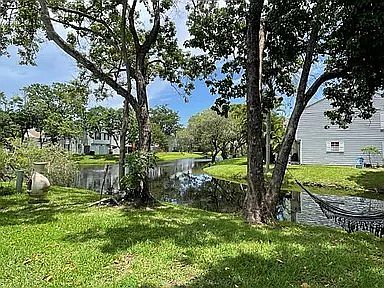 2nd image of 307 Georgian Park Dr