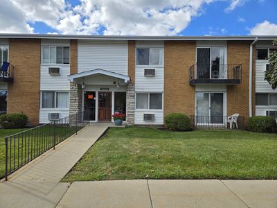 8872 Jody Ln APT 1E, Des Plaines, IL, 60016
