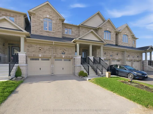 15 Highlands Blvd, Cavan Monaghan, ON L0A 1G0