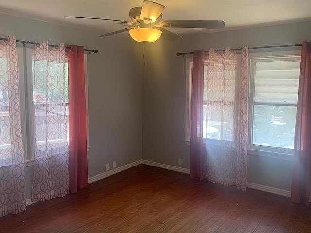 2nd image of 728 W Green St