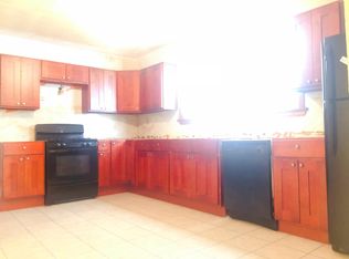 34 Holyoke St #1, Malden, MA 02148