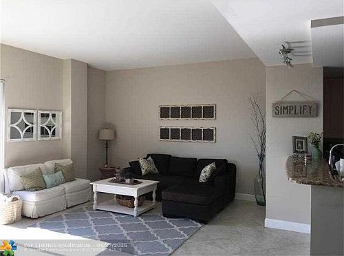 2nd image of 2625 NE 14th Ave APT 407