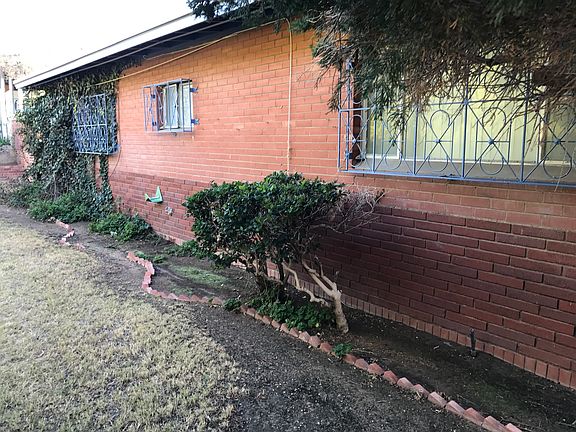 3rd image of 1604 Bolton Pl