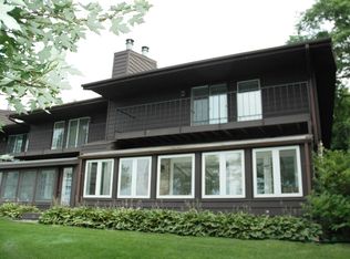 5633 Bay Shore Dr #4, Egg Harbor, WI 54209